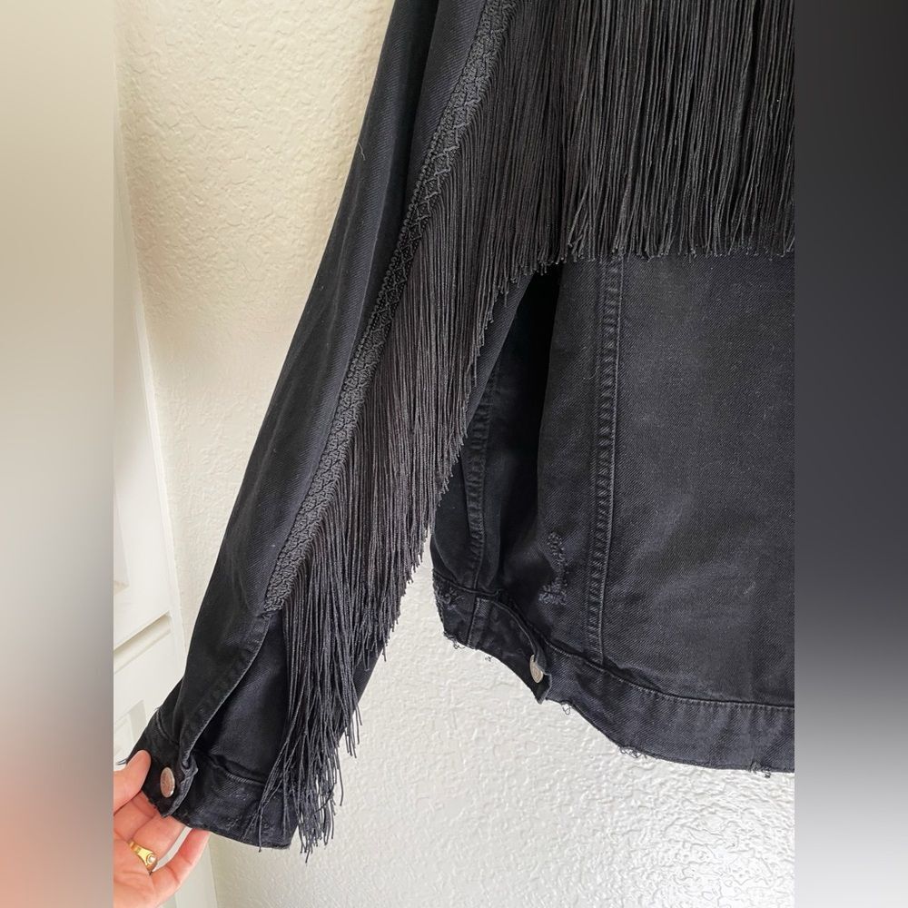 Zara Women's Black Fringe tassel distressed Denim Jacket - Picture 9 of 12
